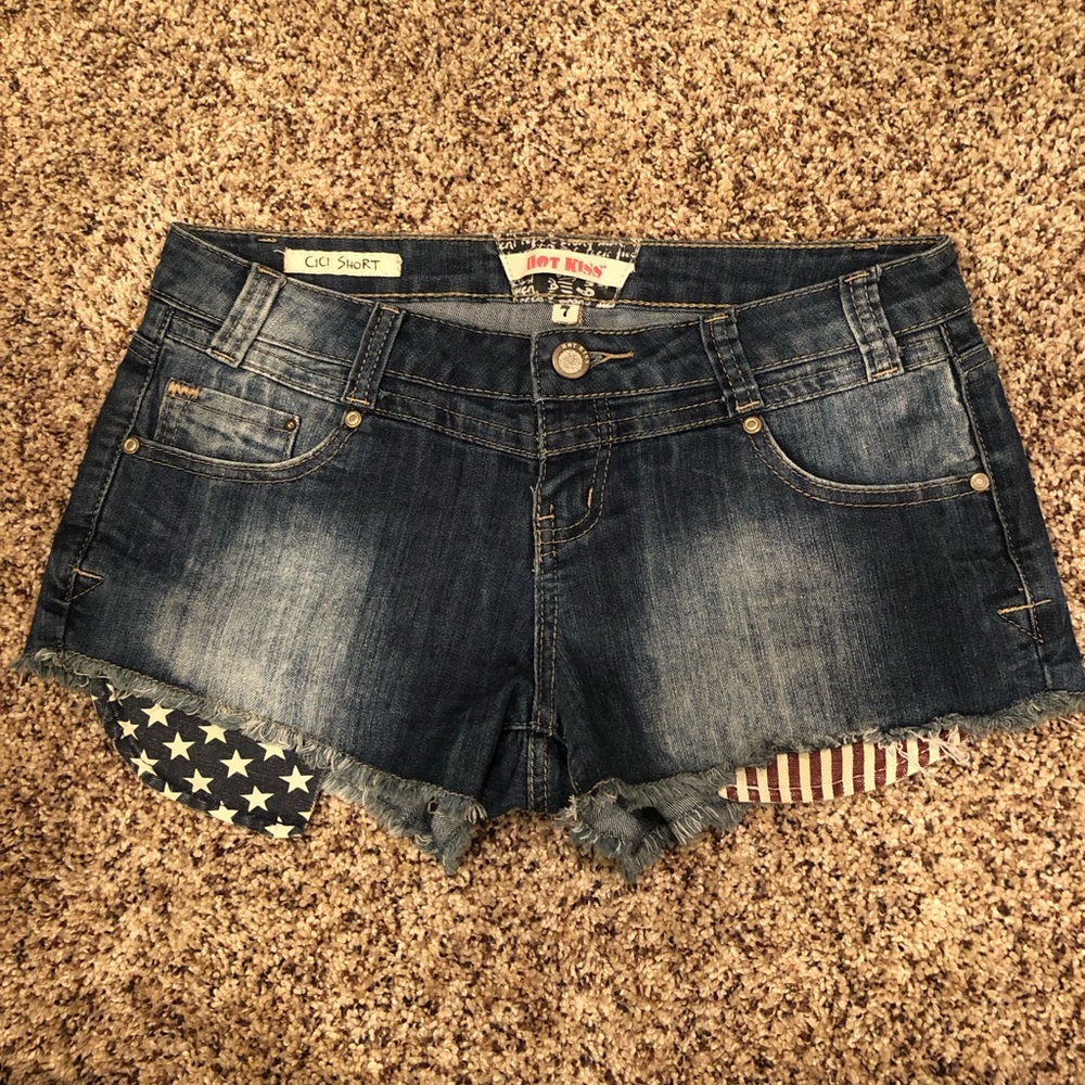 Hot Kiss denim shorts